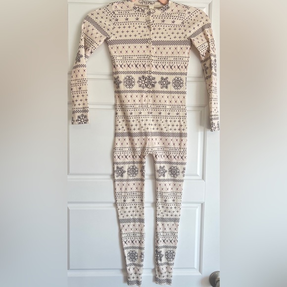 SKIMS Other - NWOT • SKIMS • KIDS LOGO POINTELLE HENLEY ONESIE • Size 6 • Unisex